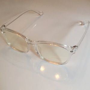 Clear frame blue light blocking glasses